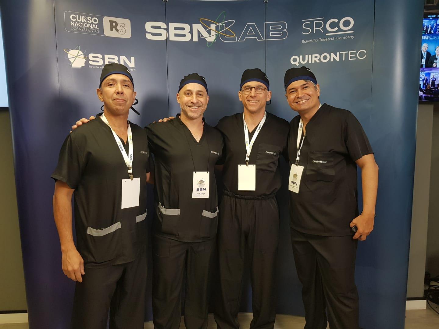 Dr. Rodrigo com outros participantes do curso de residentes SBN